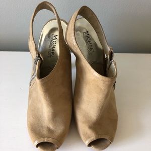Micheal Kors Heels